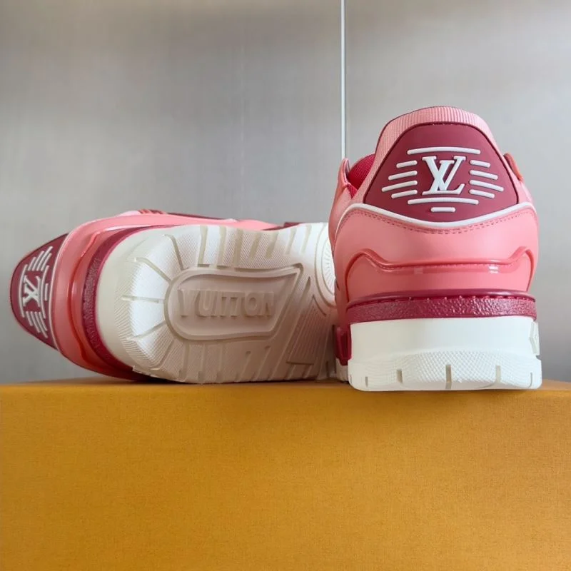 Louis Vuitton Trainer Sneaker Durable 31505