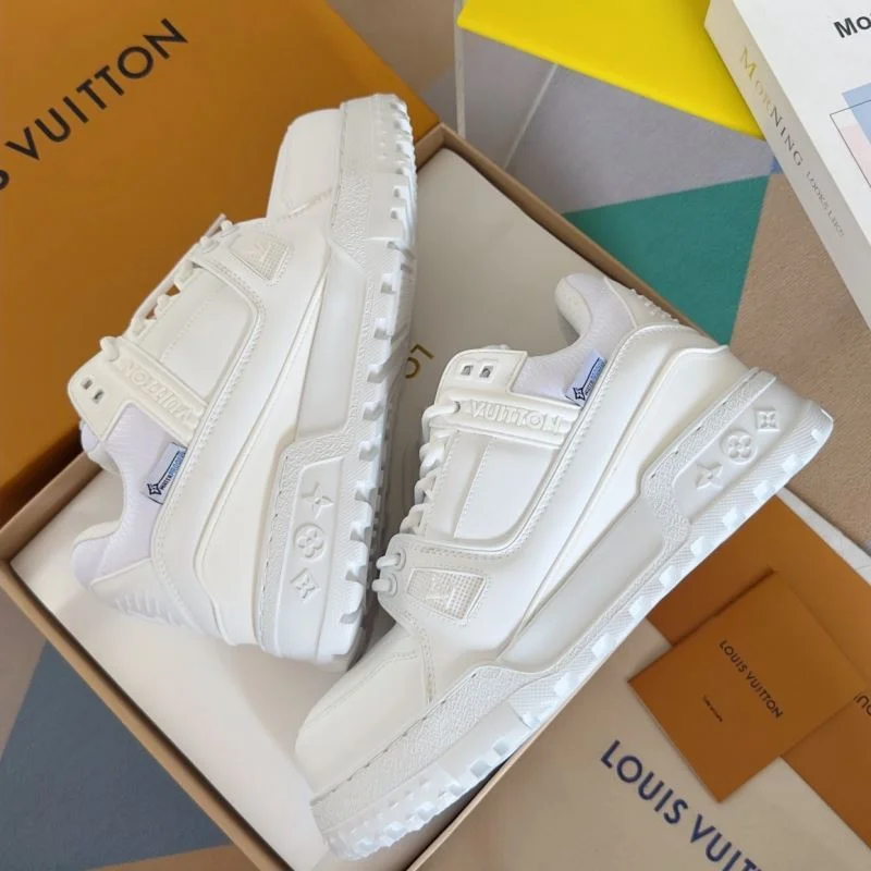 Louis Vuitton Trainer Sneaker Lightweight 31498