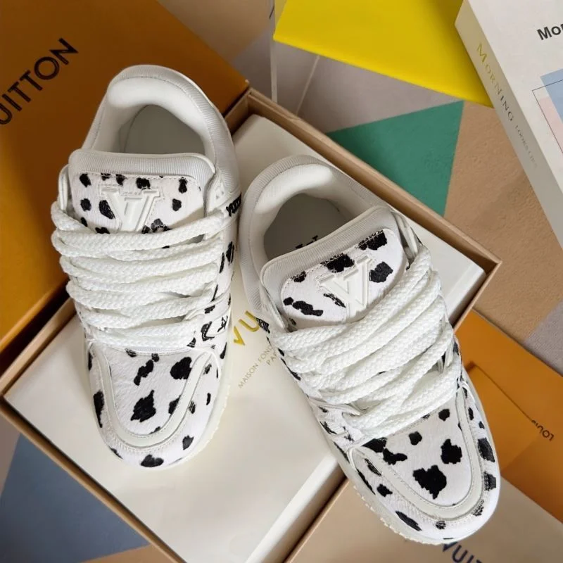 TimelessDesign Louis Vuitton Trainer Sneaker 31485