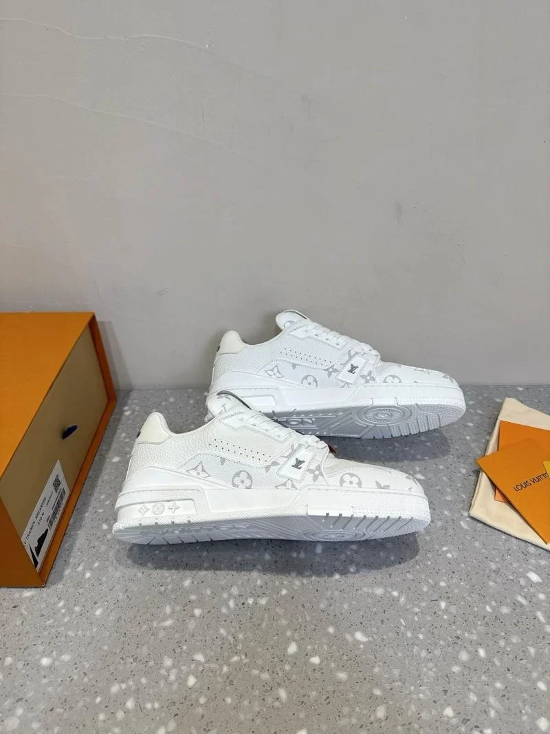Louis Vuitton Trainer Sneaker Efficient 31499