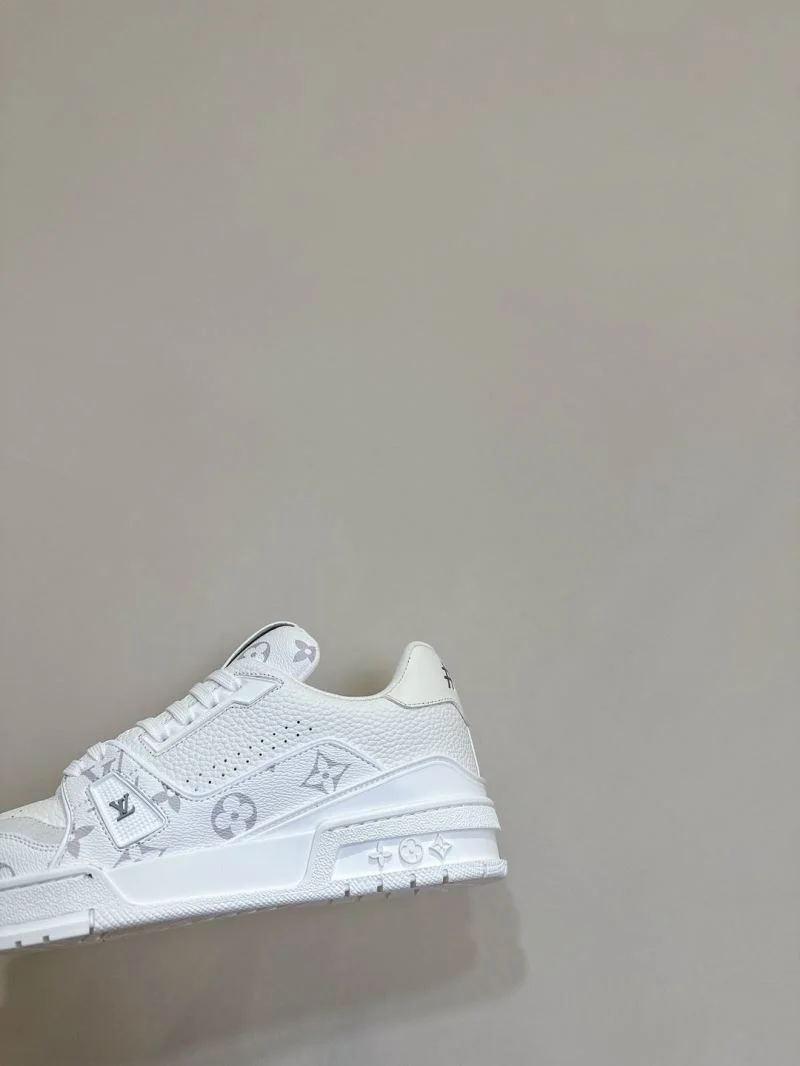 Louis Vuitton Trainer Sneaker Efficient 31499