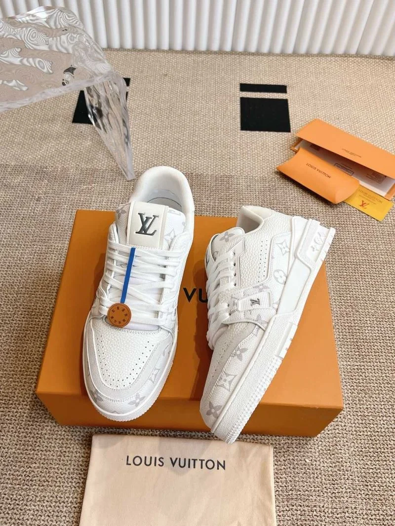 Sporty Louis Vuitton Trainer Sneaker 31484