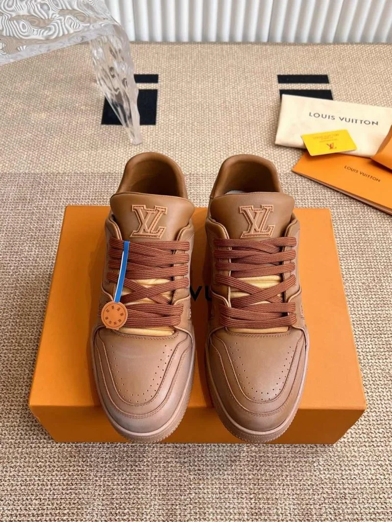 Louis Vuitton Trainer Sneaker Popular 31488
