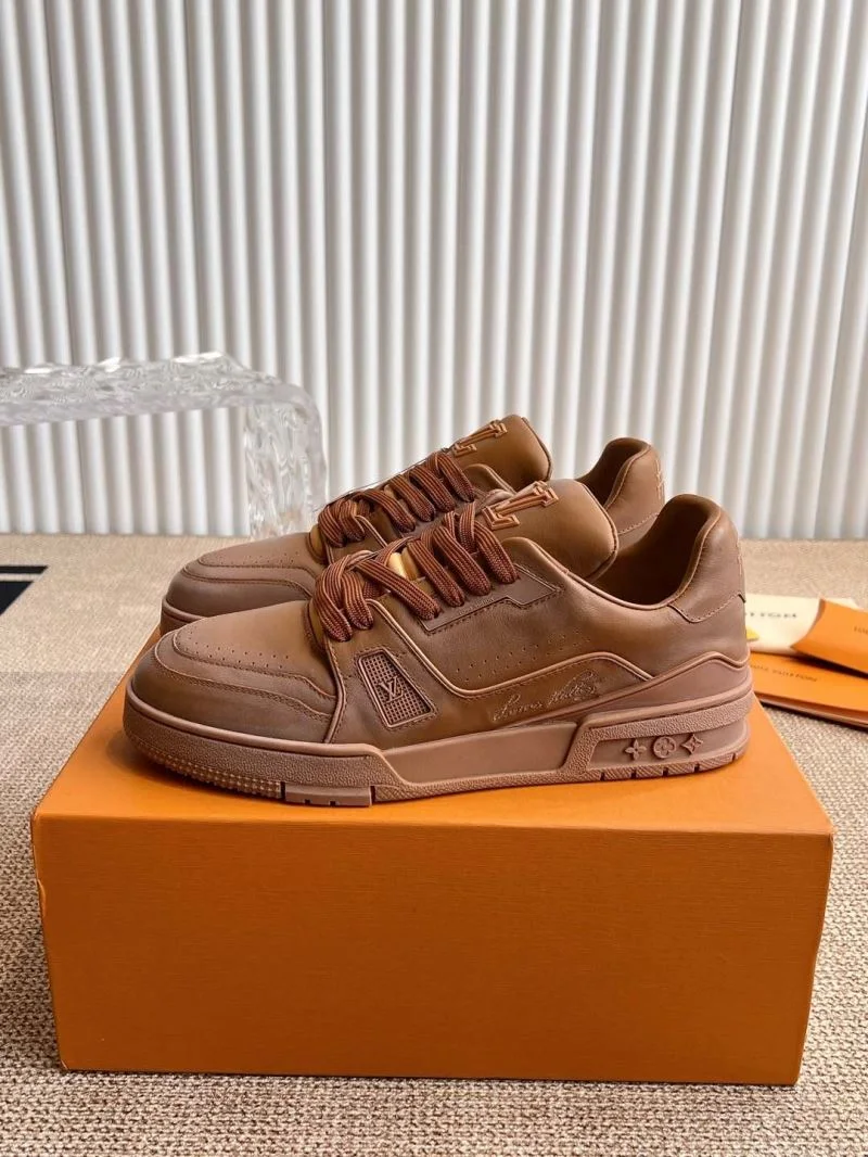 Louis Vuitton Trainer Sneaker Popular 31488