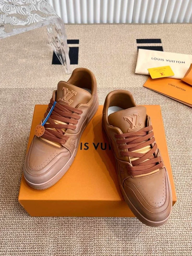 Louis Vuitton Trainer Sneaker Popular 31488