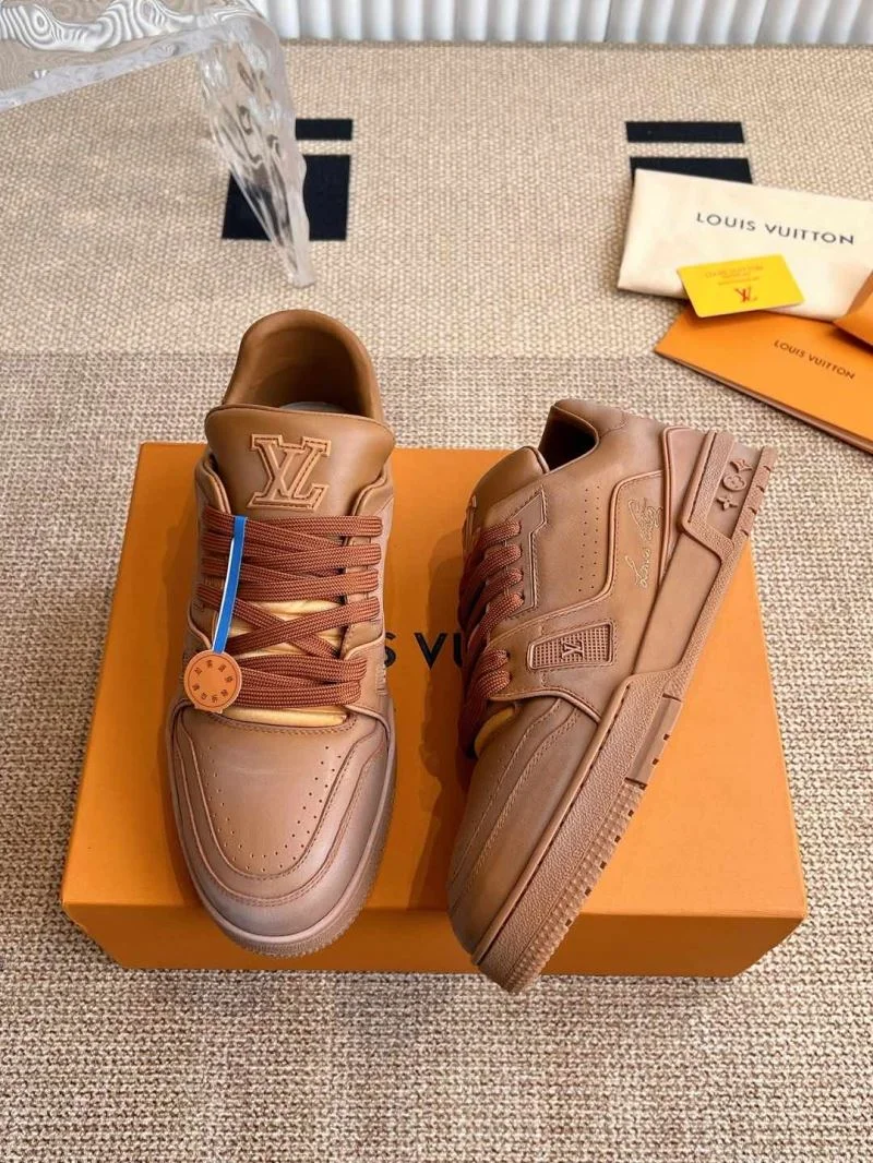 Louis Vuitton Trainer Sneaker Popular 31488