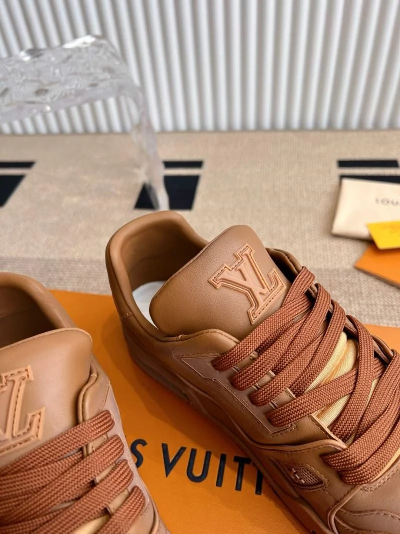 Louis Vuitton Trainer Sneaker Popular 31488