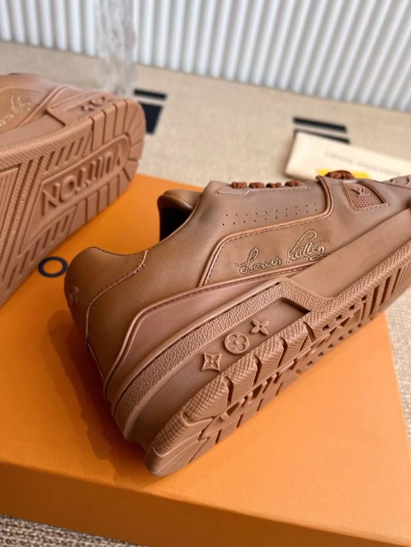 Louis Vuitton Trainer Sneaker Popular 31488