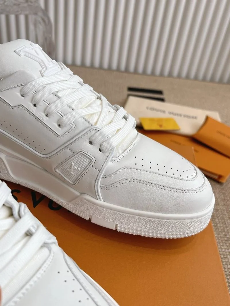 Louis Vuitton Trainer Sneaker Trendsetting 31481