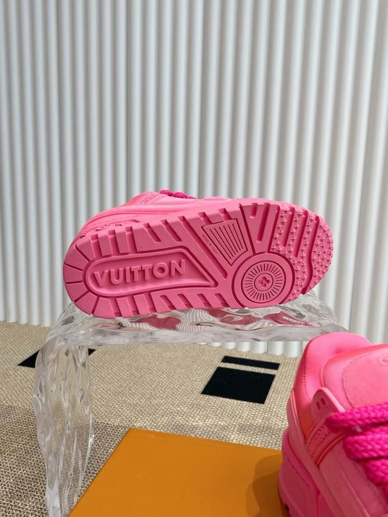 RelaxedFit Louis Vuitton Trainer Sneaker 31479