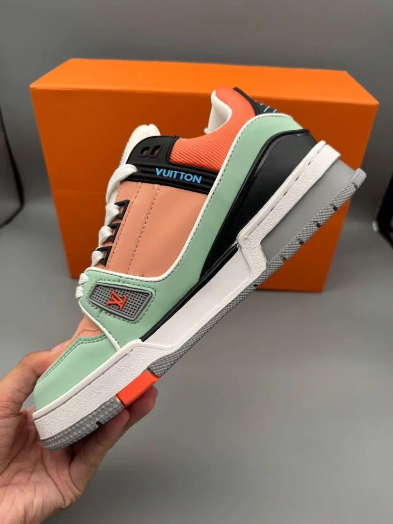 Louis Vuitton Trainer Sneaker TimelessDesign 31473