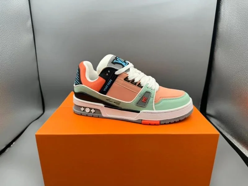 Louis Vuitton Trainer Sneaker TimelessDesign 31473