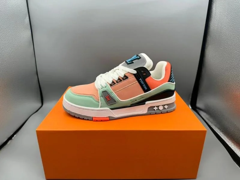 Louis Vuitton Trainer Sneaker TimelessDesign 31473