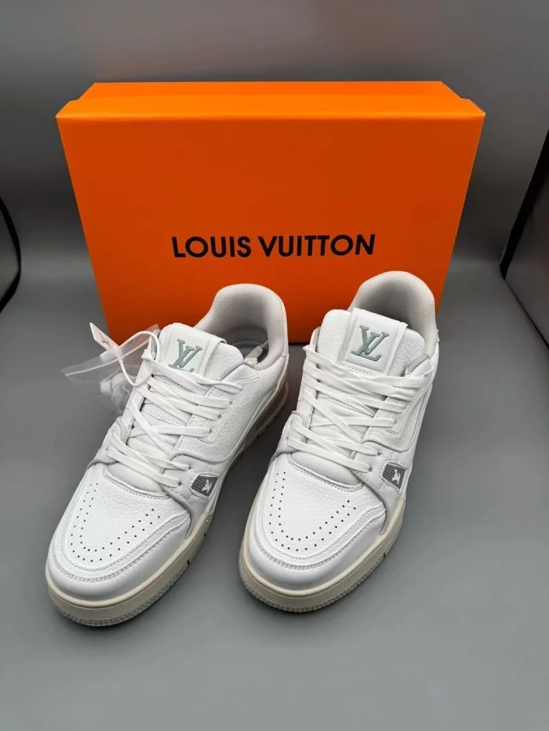 Premium Louis Vuitton Trainer Sneaker 31448