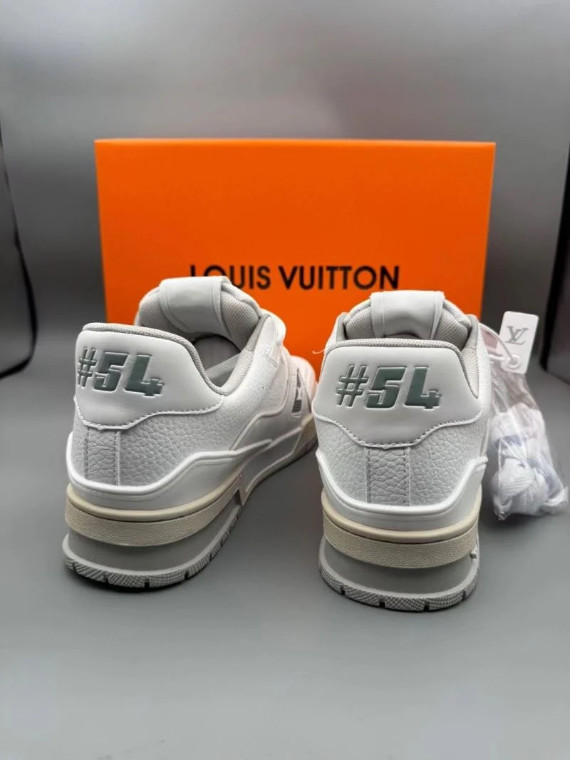 Premium Louis Vuitton Trainer Sneaker 31448