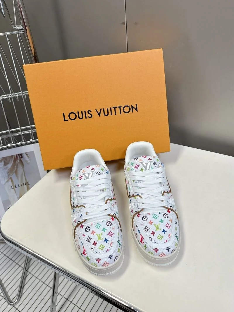 Vibrant Louis Vuitton Trainer Sneaker 31474