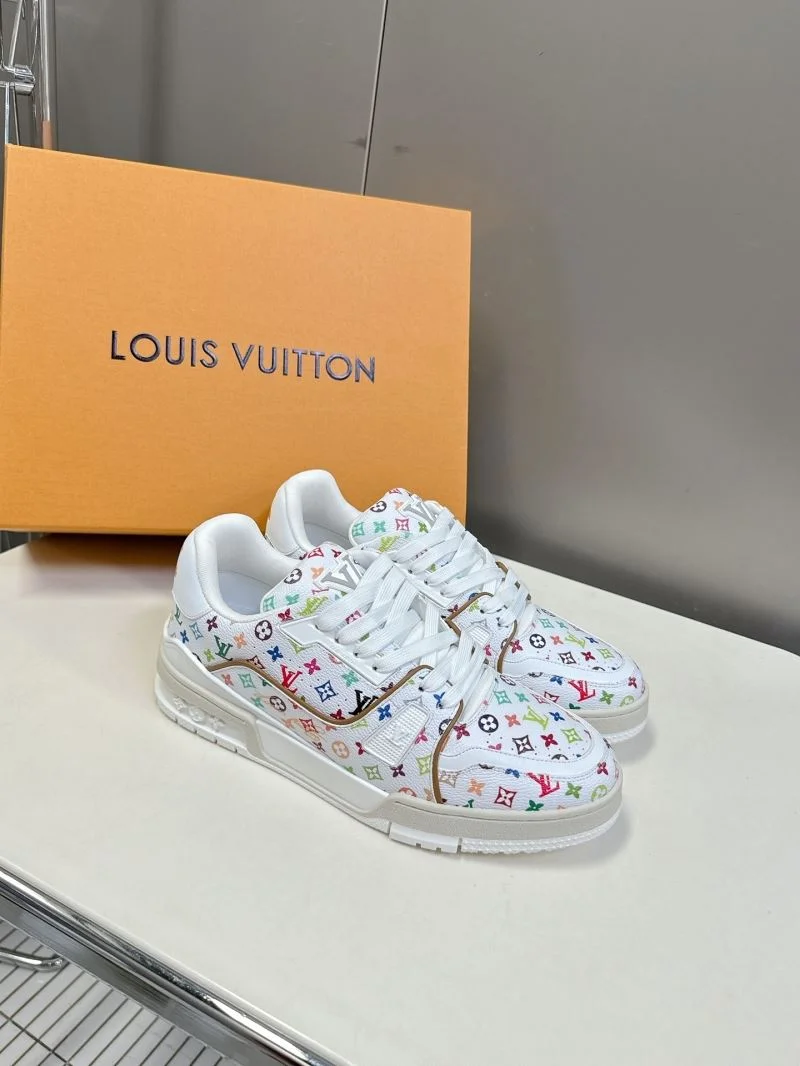 Vibrant Louis Vuitton Trainer Sneaker 31474