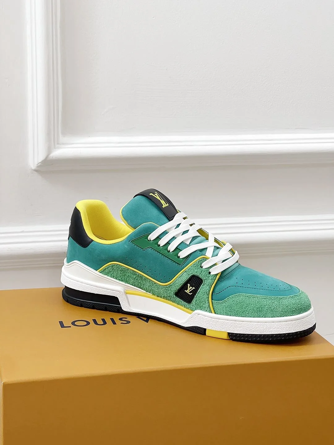HighQuality Louis Vuitton Trainer Sneaker 31461
