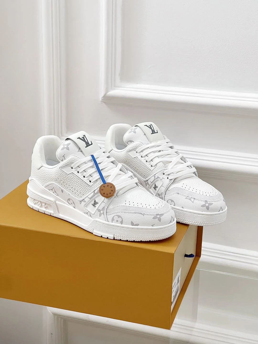 Louis Vuitton Trainer Sneaker HighQuality 31472
