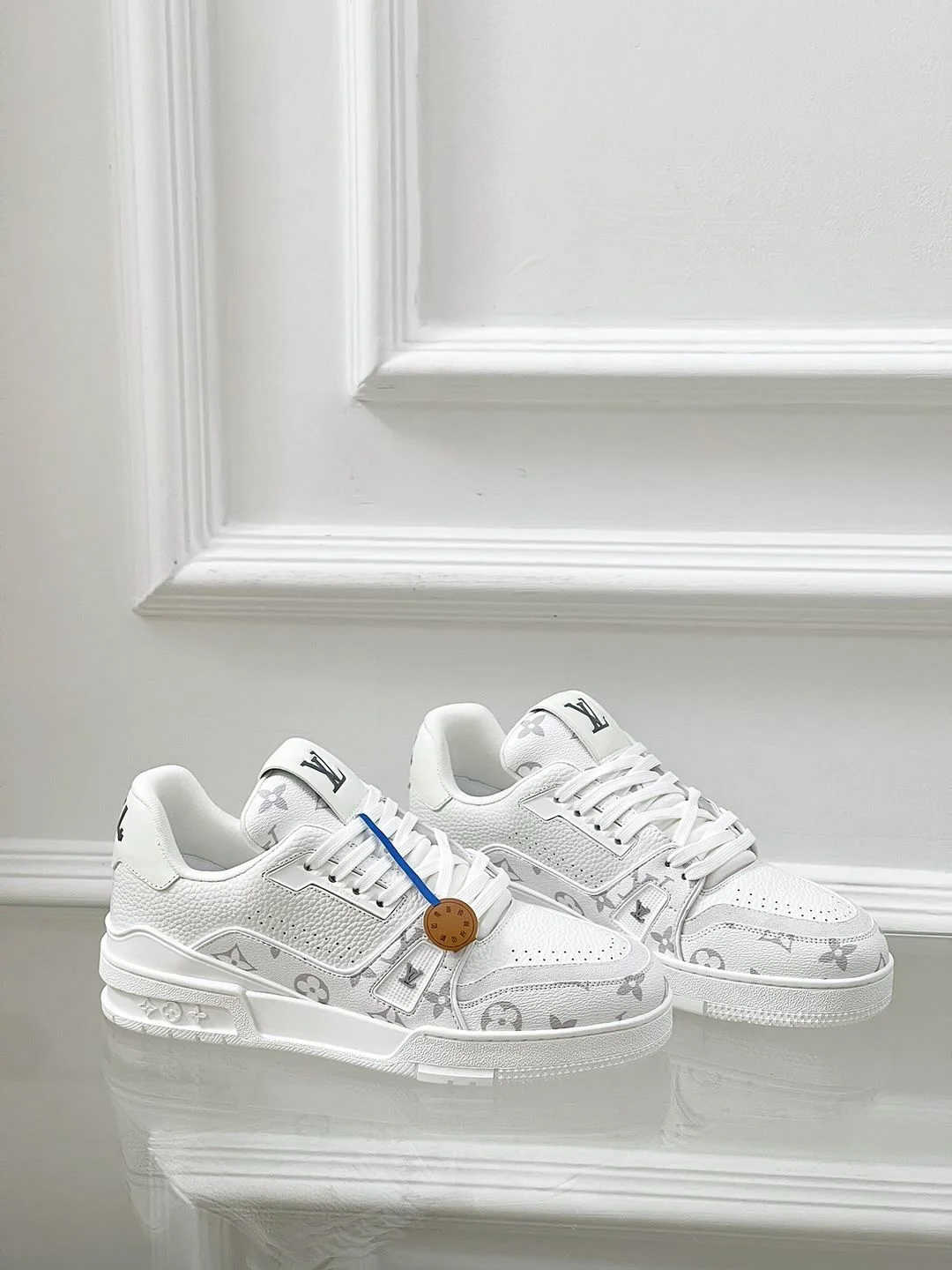 Louis Vuitton Trainer Sneaker HighQuality 31472