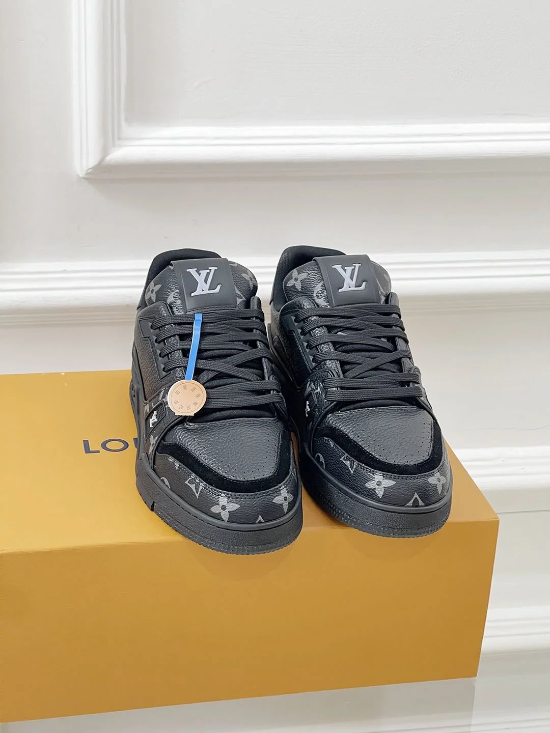Louis Vuitton Trainer Sneaker Comfortable 31470