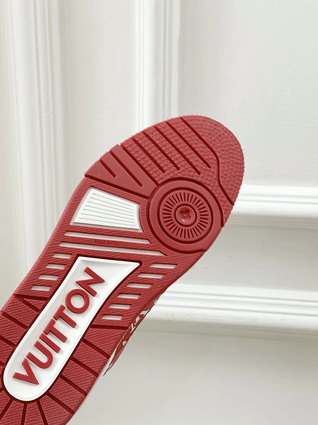 FlexibleFit Louis Vuitton Trainer Sneaker 31451