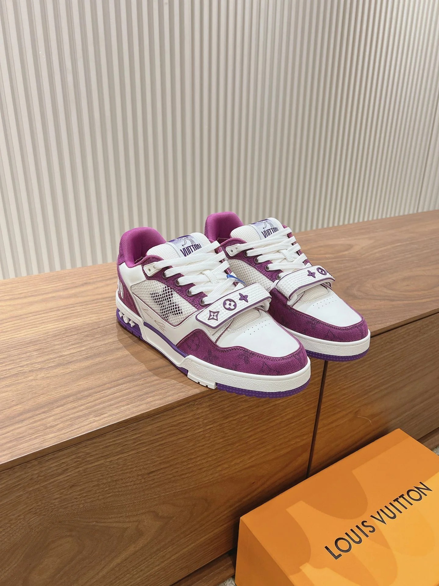 Louis Vuitton Trainer Sneaker WellDesigned 31456