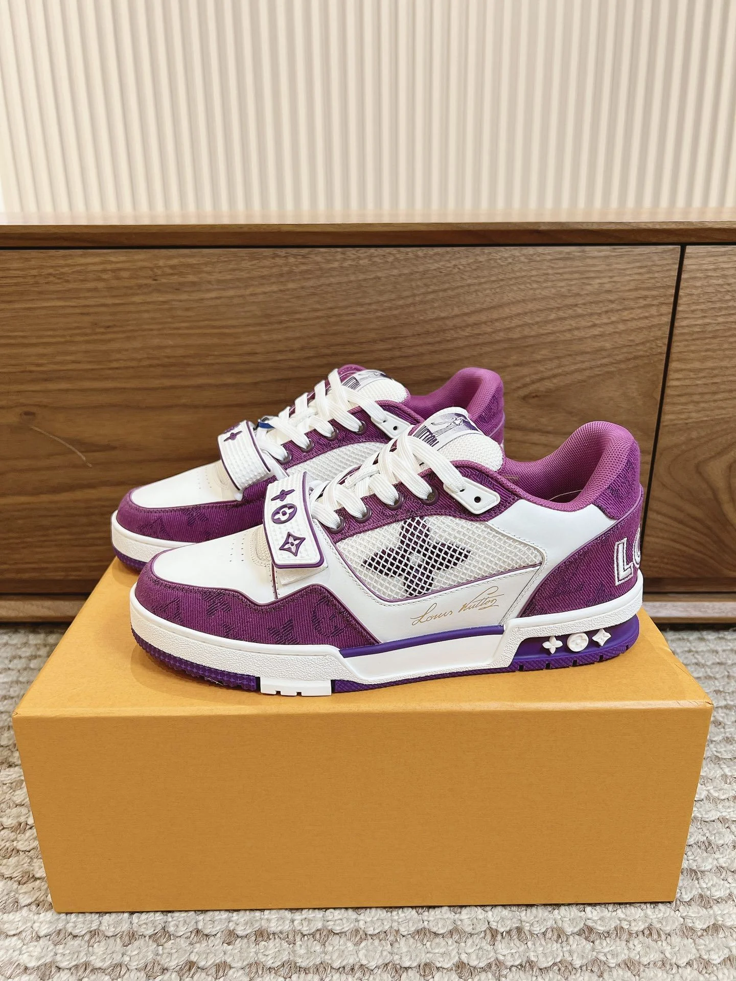 Louis Vuitton Trainer Sneaker WellDesigned 31456