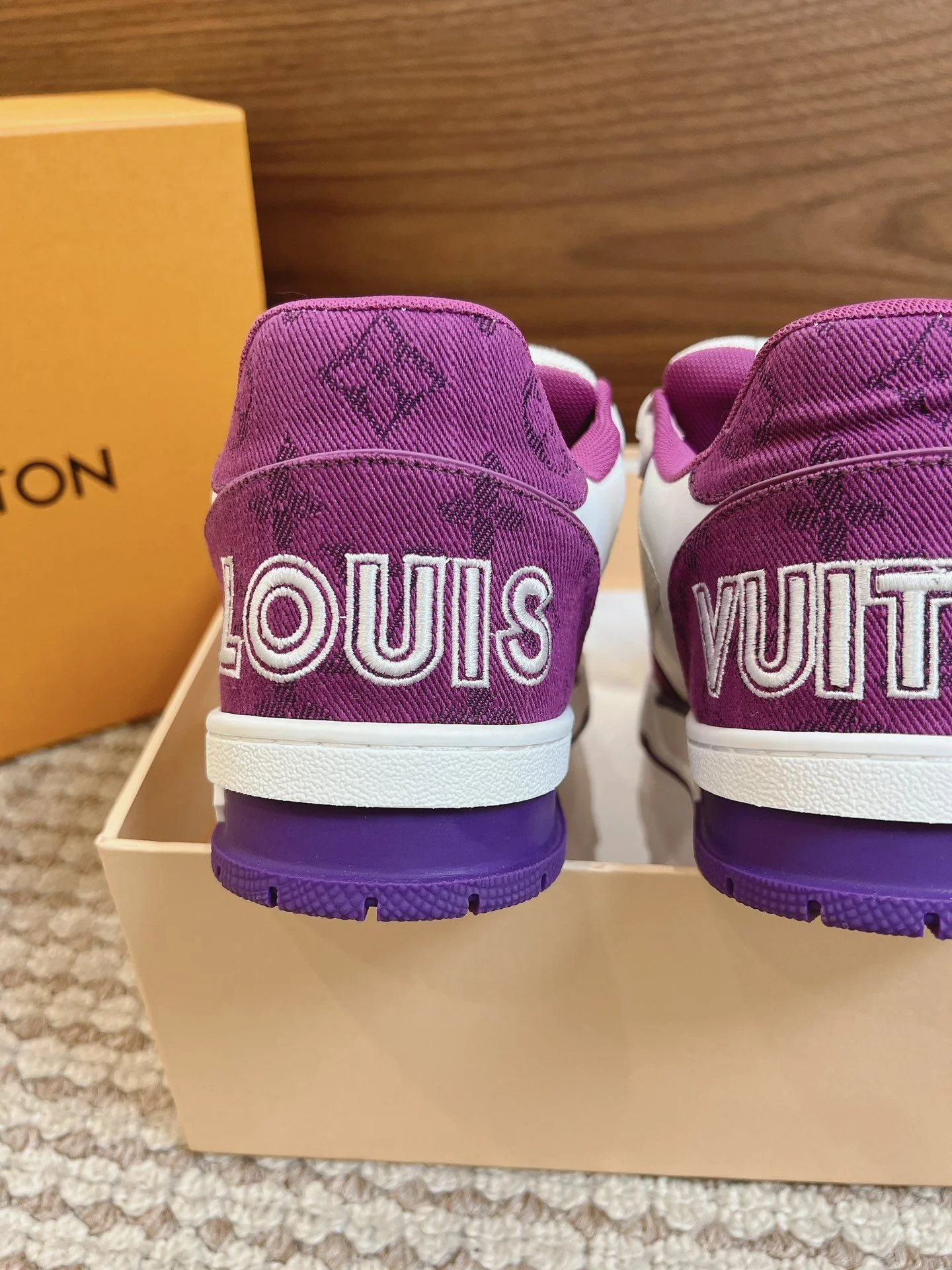 Louis Vuitton Trainer Sneaker WellDesigned 31456