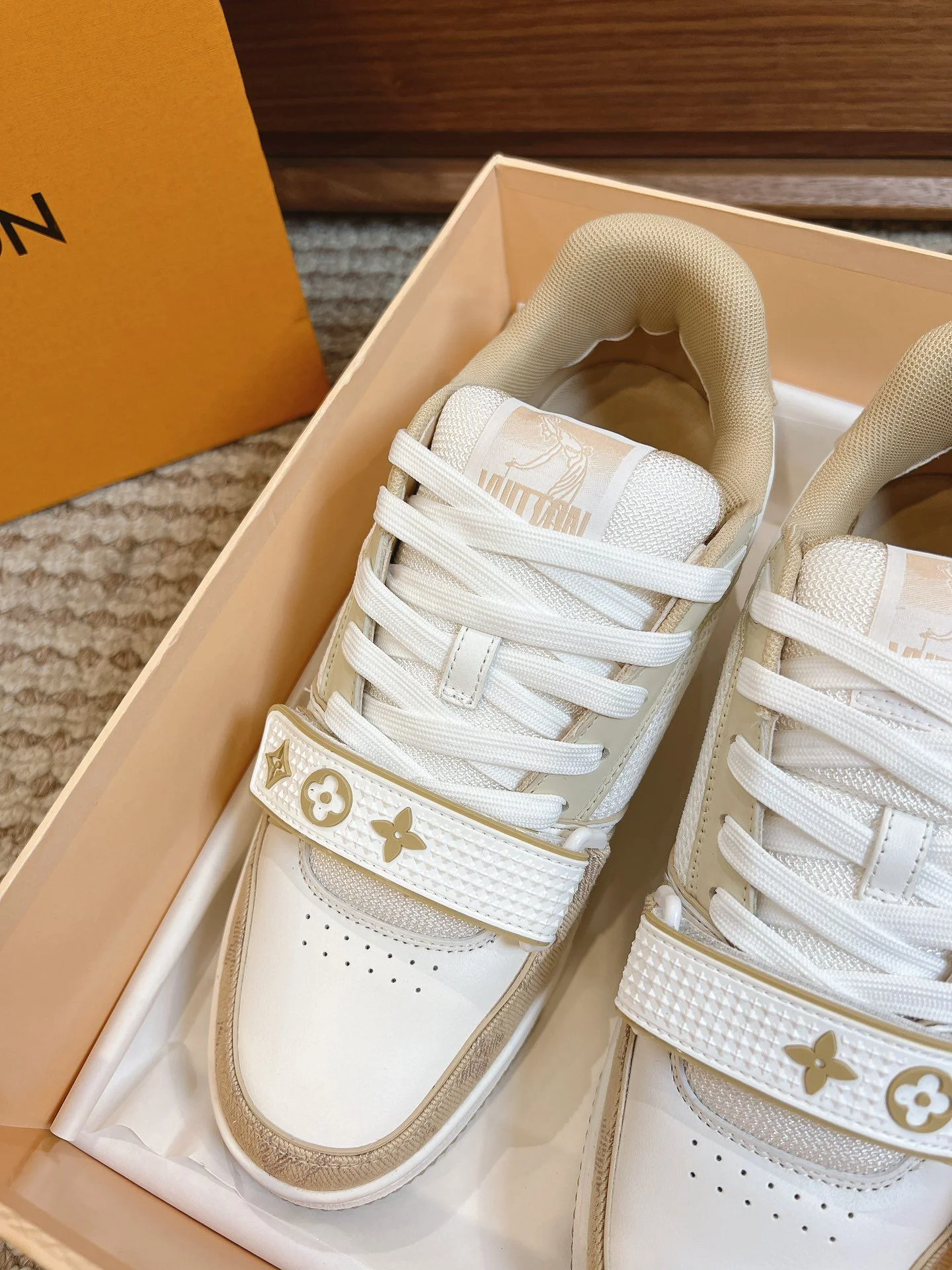 ZeroBulk Louis Vuitton Trainer Sneaker 31453