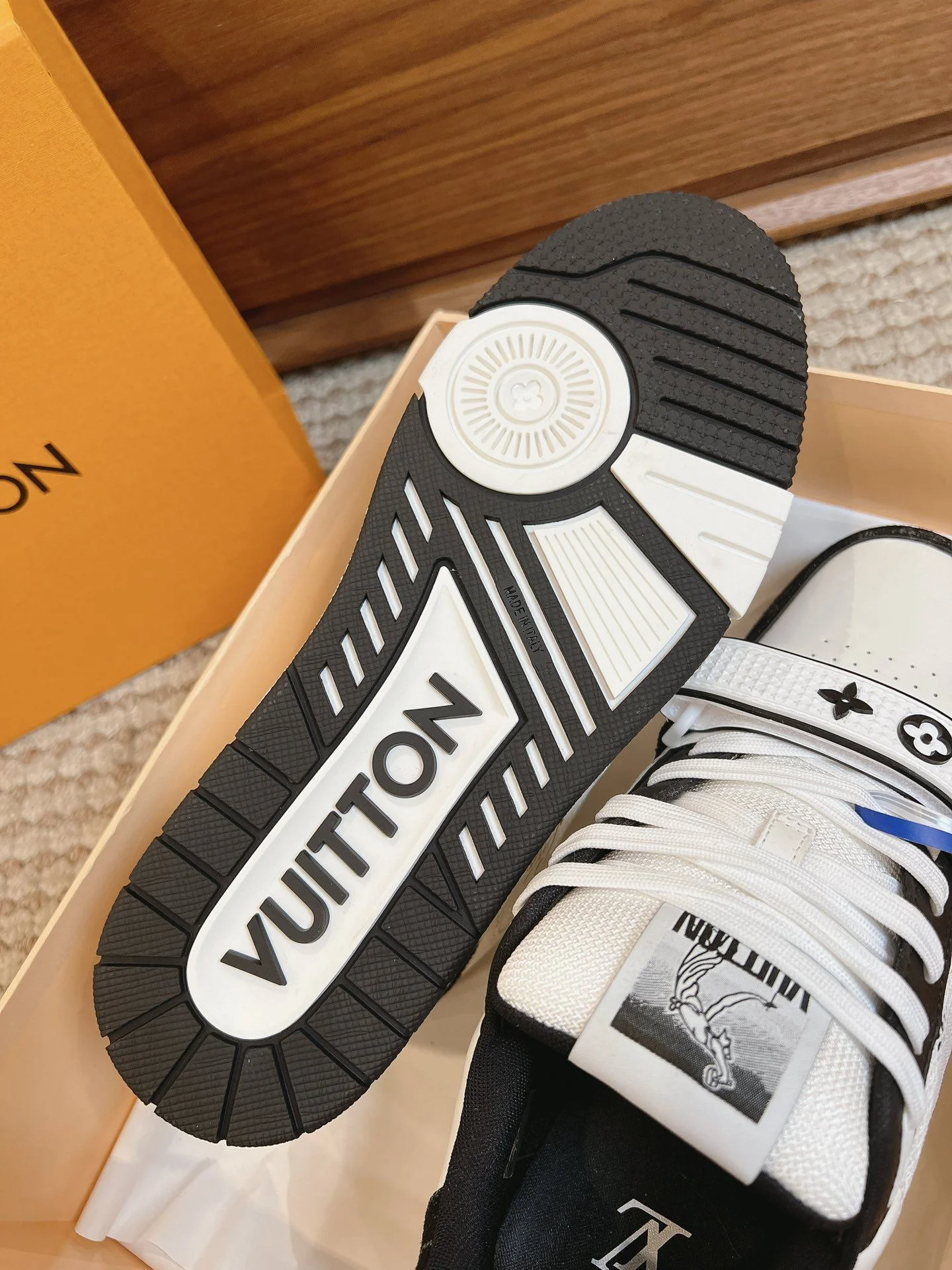 ZipUp Louis Vuitton Trainer Sneaker 31442