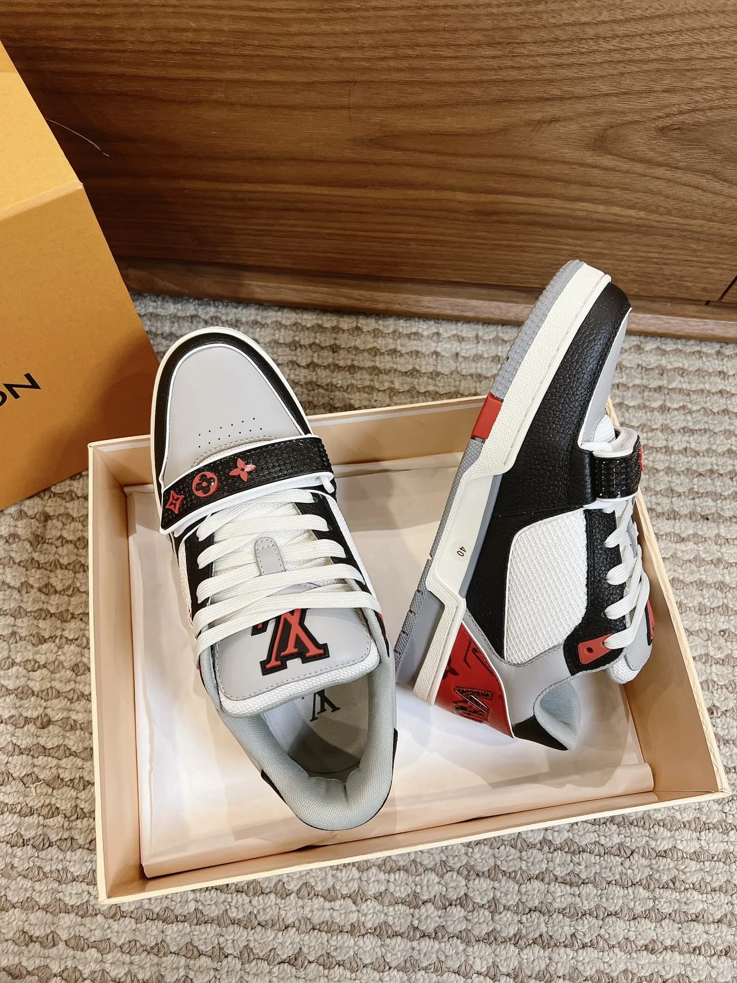 Louis Vuitton Trainer Sneaker BestValue 31450