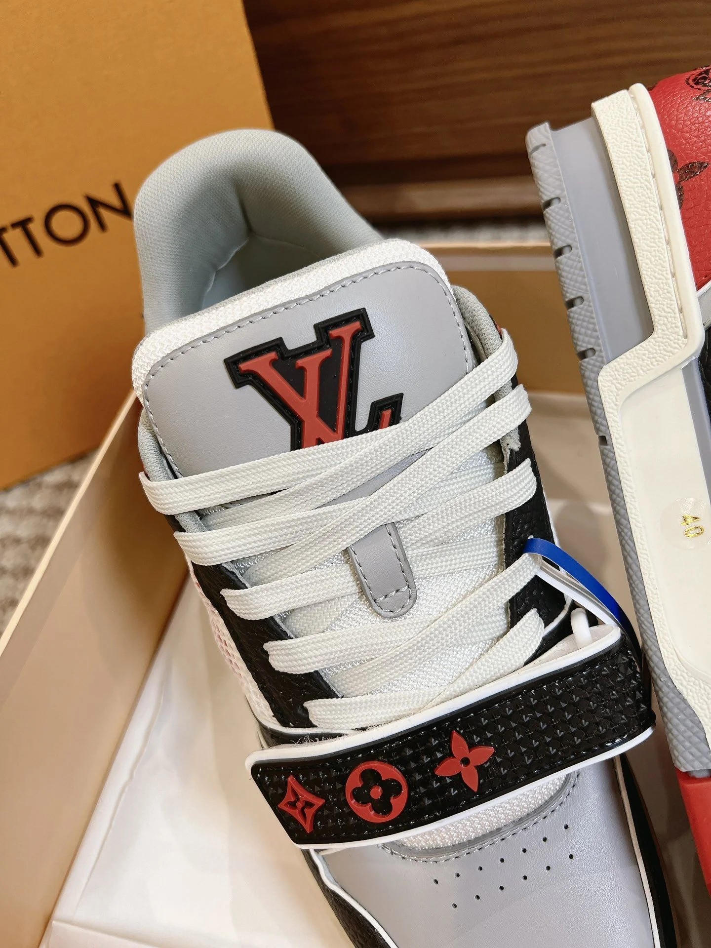 Louis Vuitton Trainer Sneaker BestValue 31450