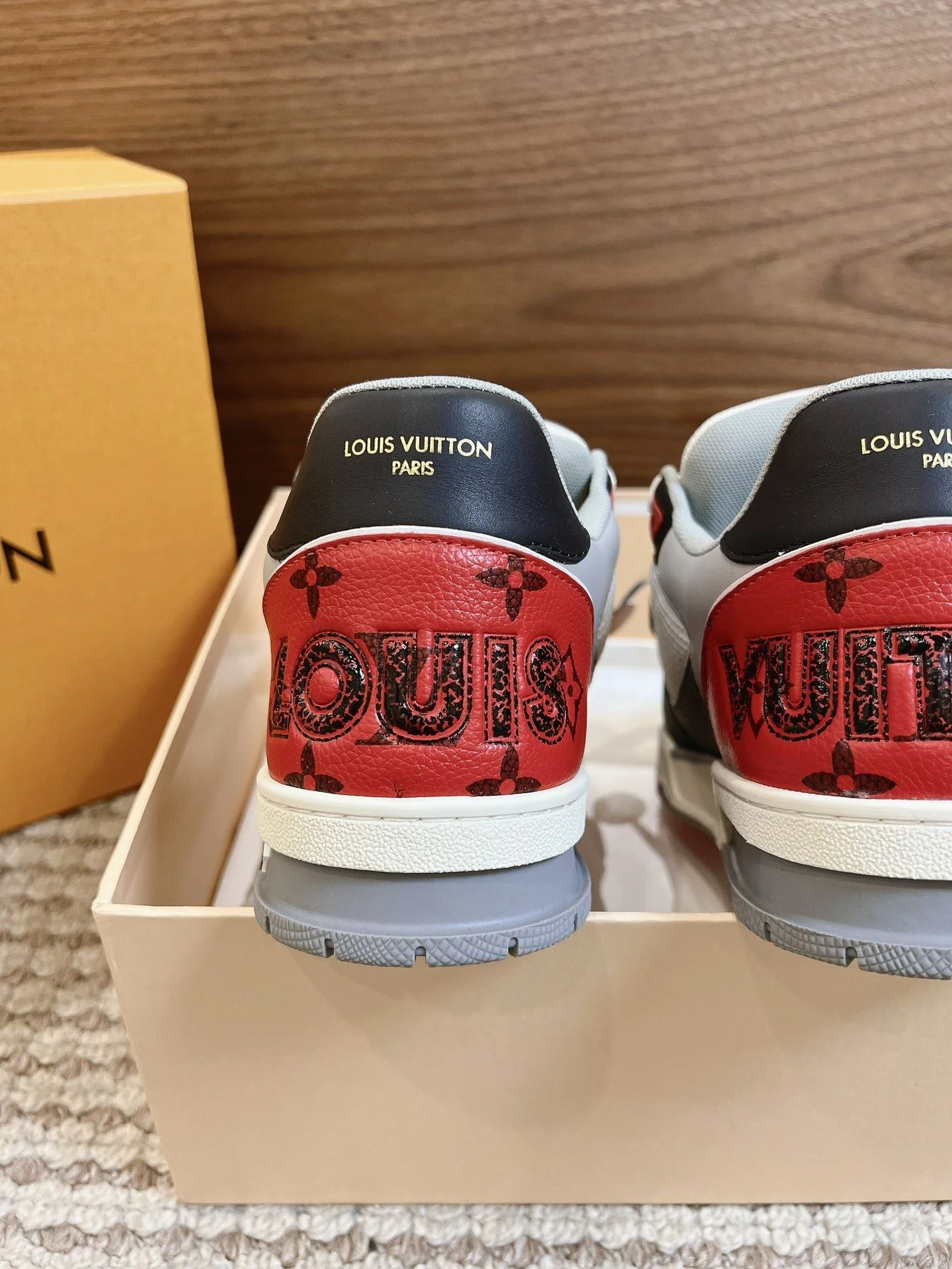 Louis Vuitton Trainer Sneaker BestValue 31450