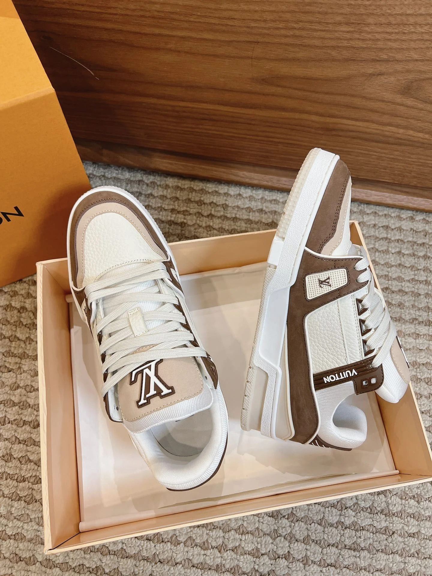 WaterResistant Louis Vuitton Trainer Sneaker 31449