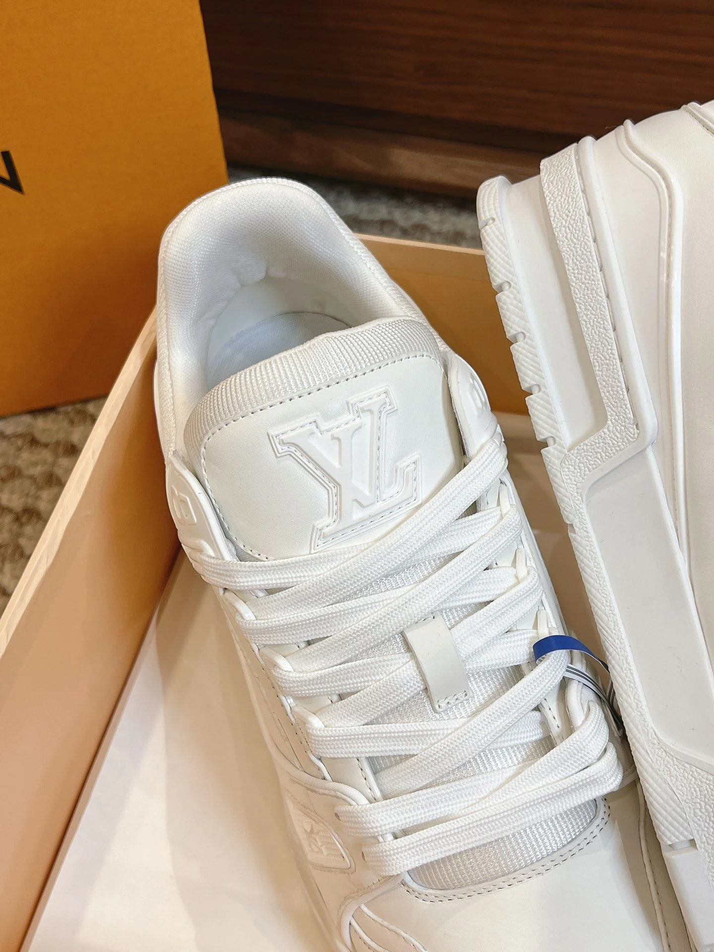 Colorful Louis Vuitton Trainer Sneaker 31447