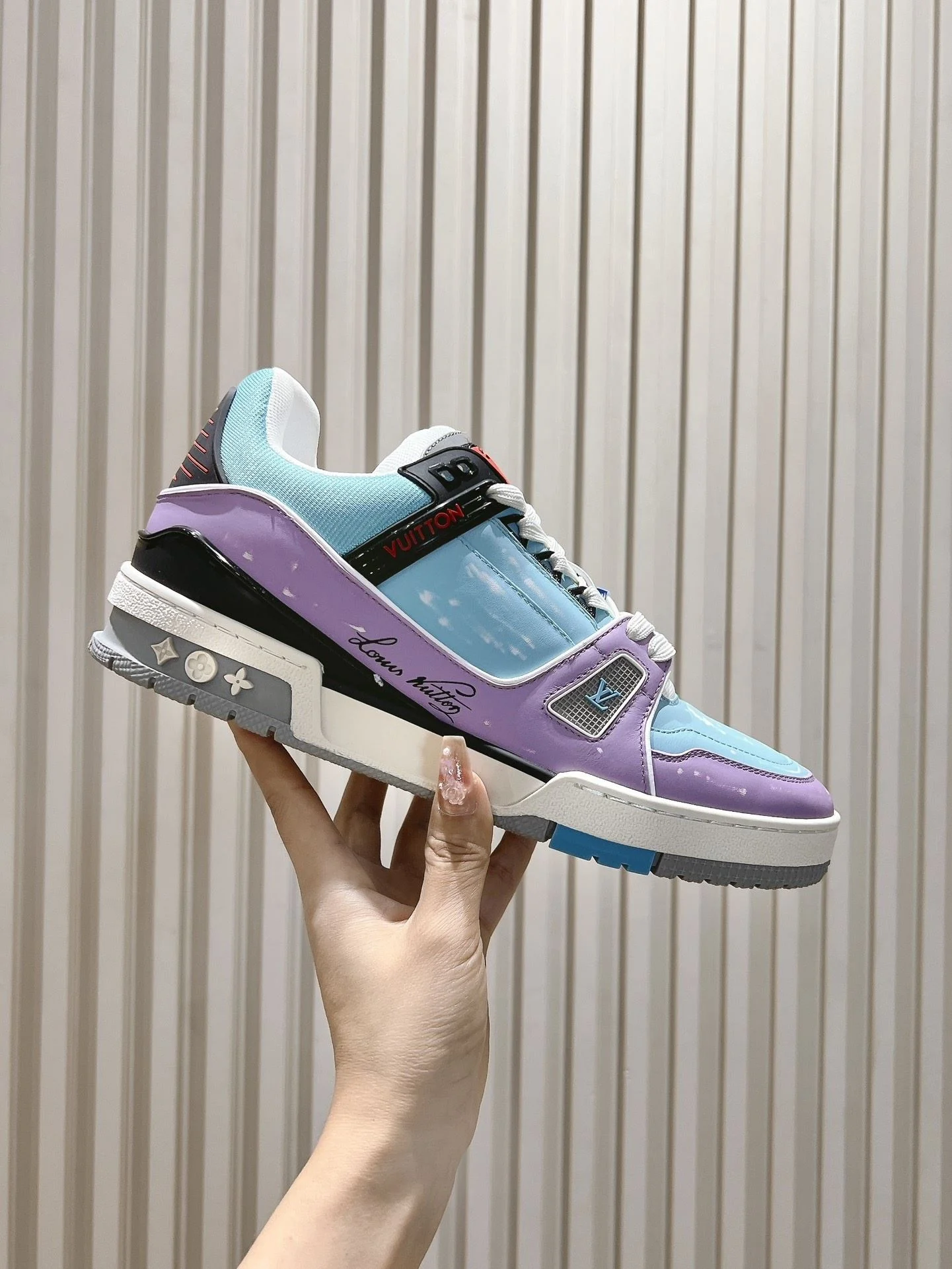 TopPick Louis Vuitton Trainer Sneaker 31443