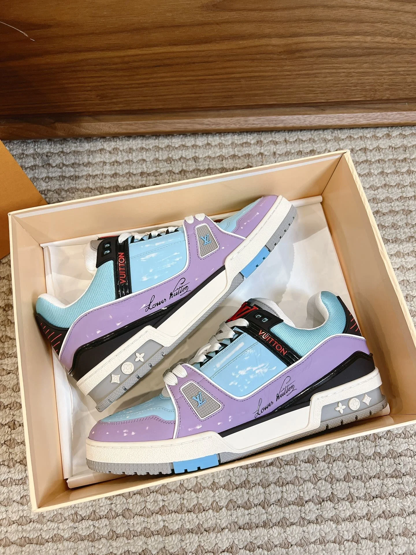TopPick Louis Vuitton Trainer Sneaker 31443
