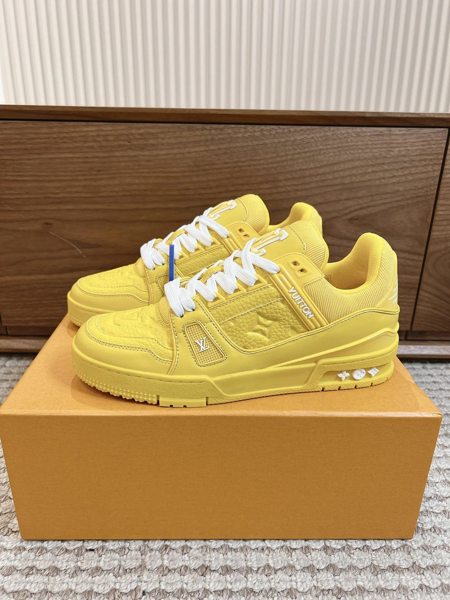 Louis Vuitton Trainer Sneaker Tailored 31439