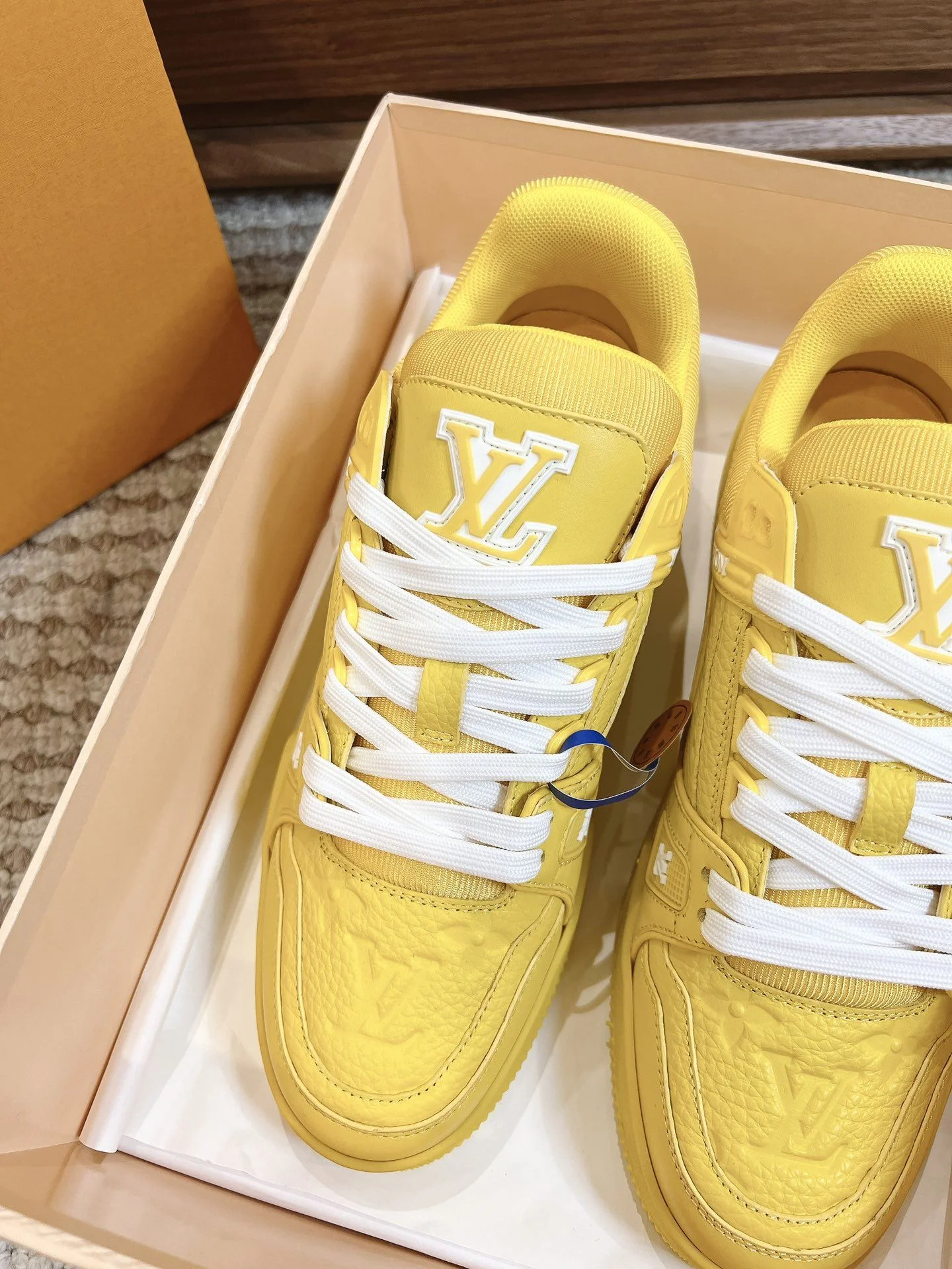 Louis Vuitton Trainer Sneaker Tailored 31439