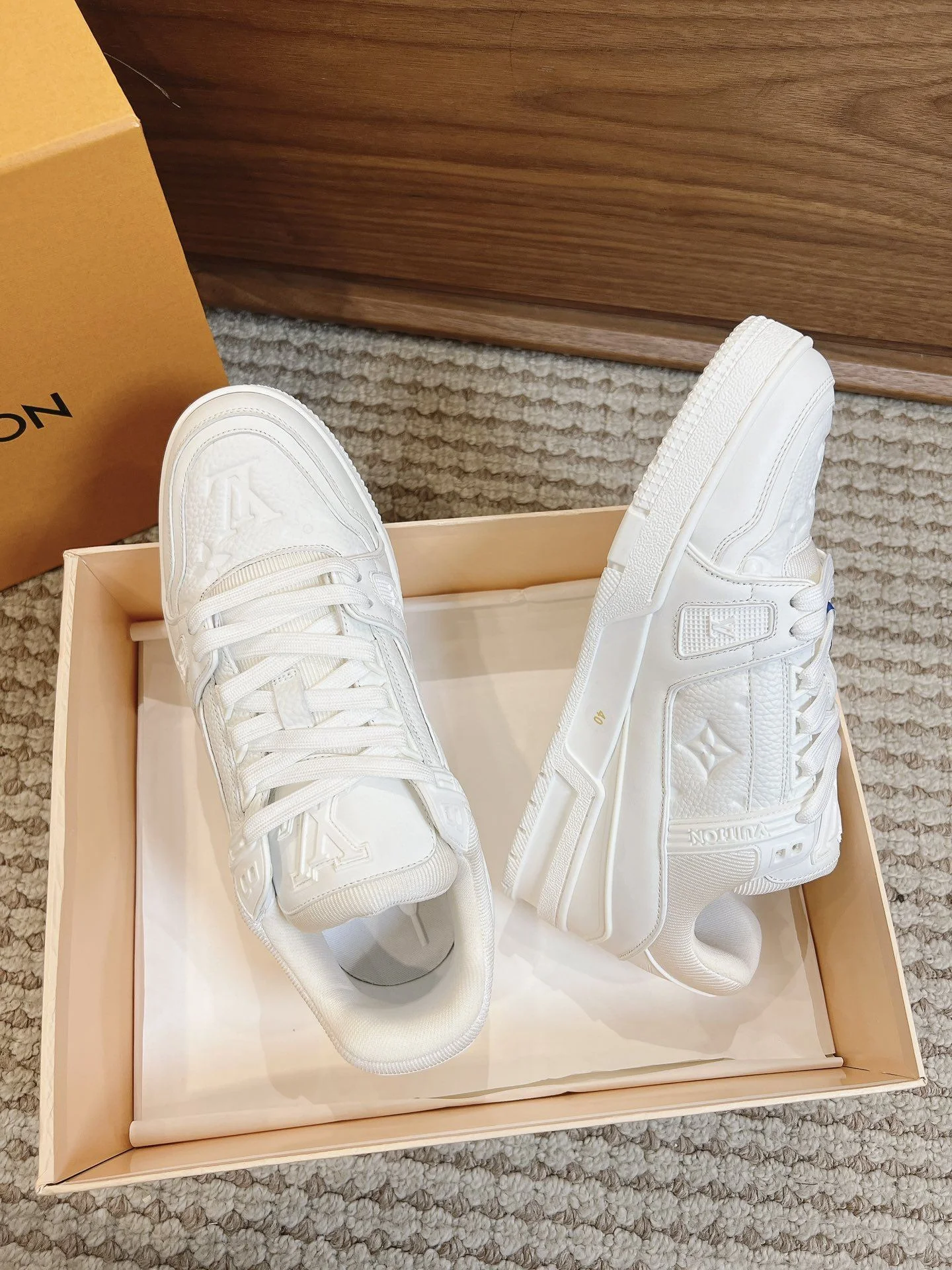 Louis Vuitton Trainer Sneaker Bold 31438