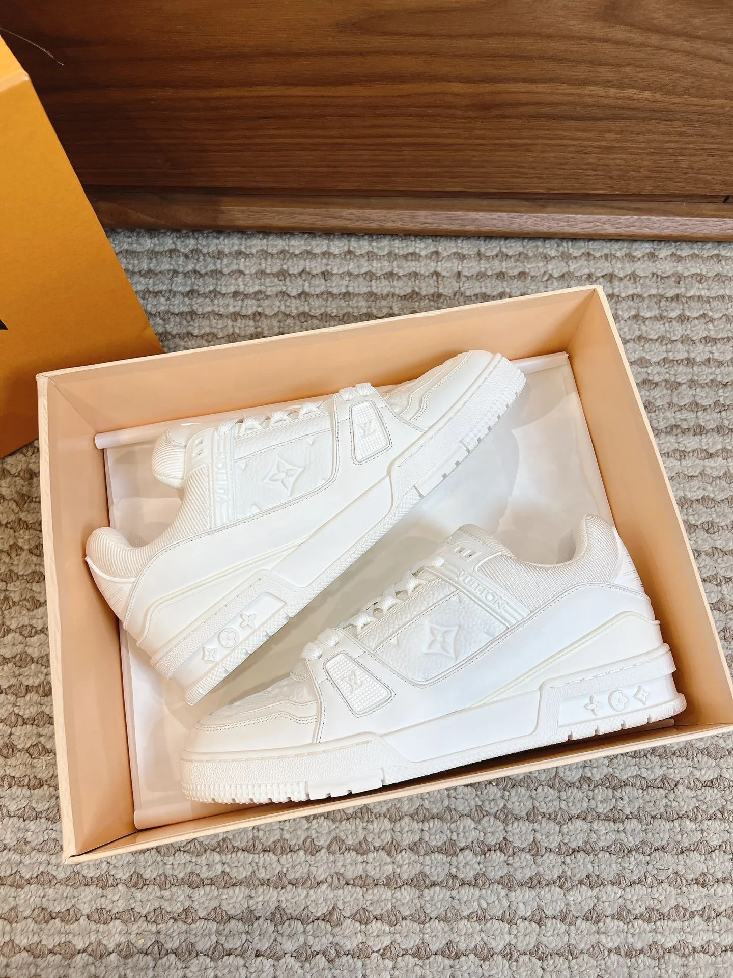 Louis Vuitton Trainer Sneaker Bold 31438