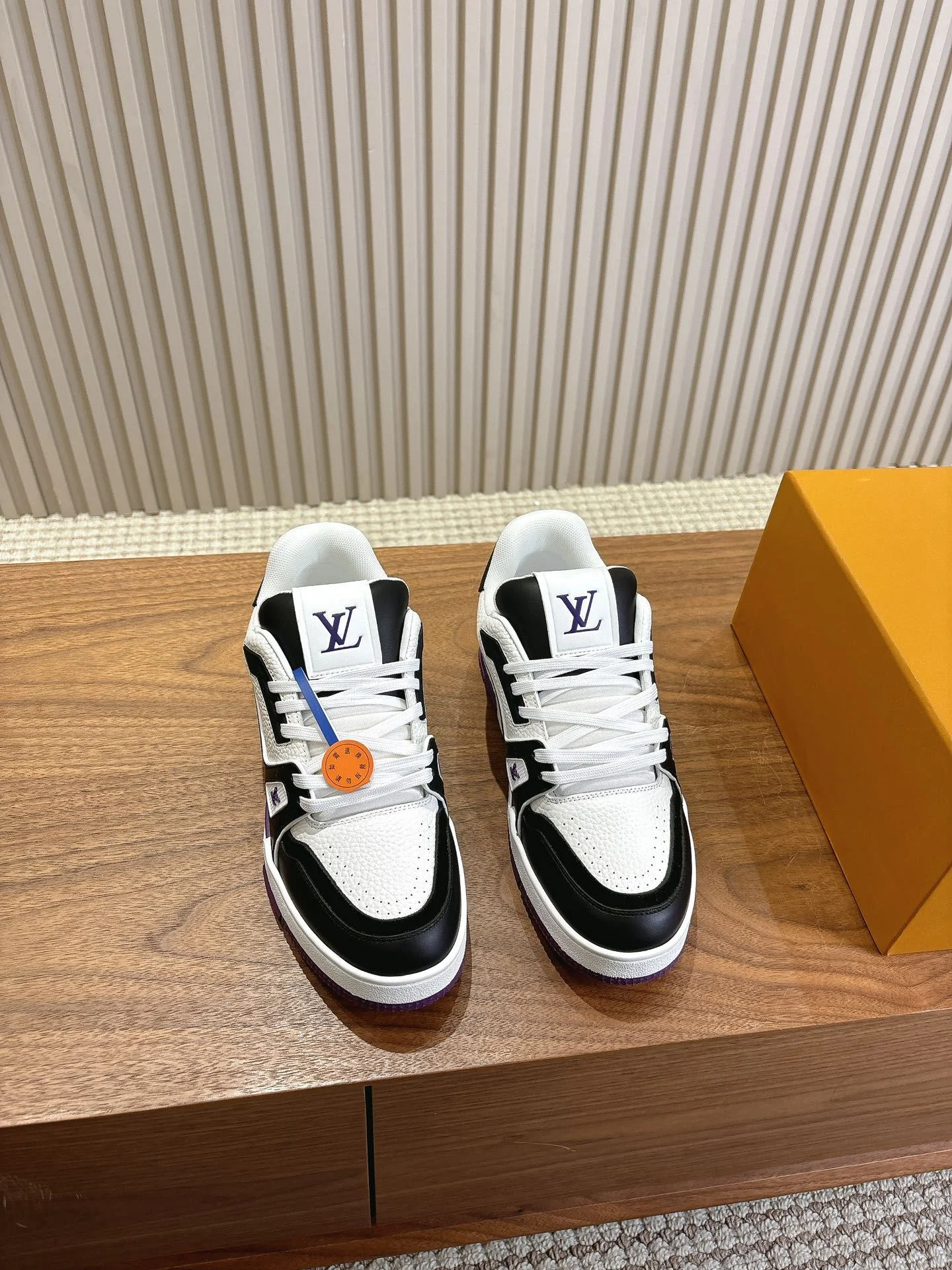Louis Vuitton Trainer Sneaker Bold 31420