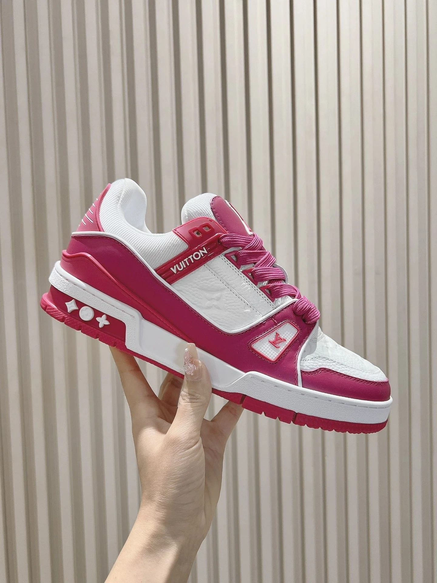 Louis Vuitton Trainer Sneaker Comfortable 31424
