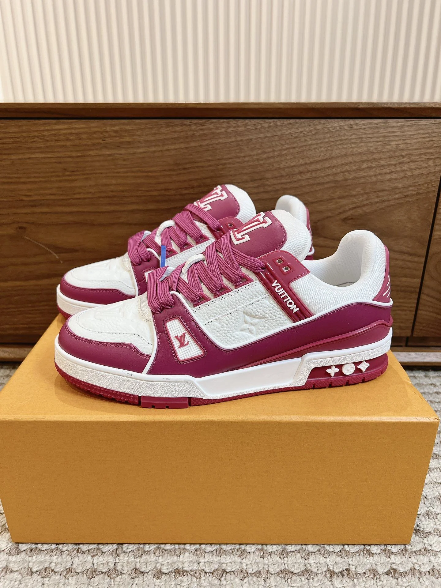 Louis Vuitton Trainer Sneaker Comfortable 31424