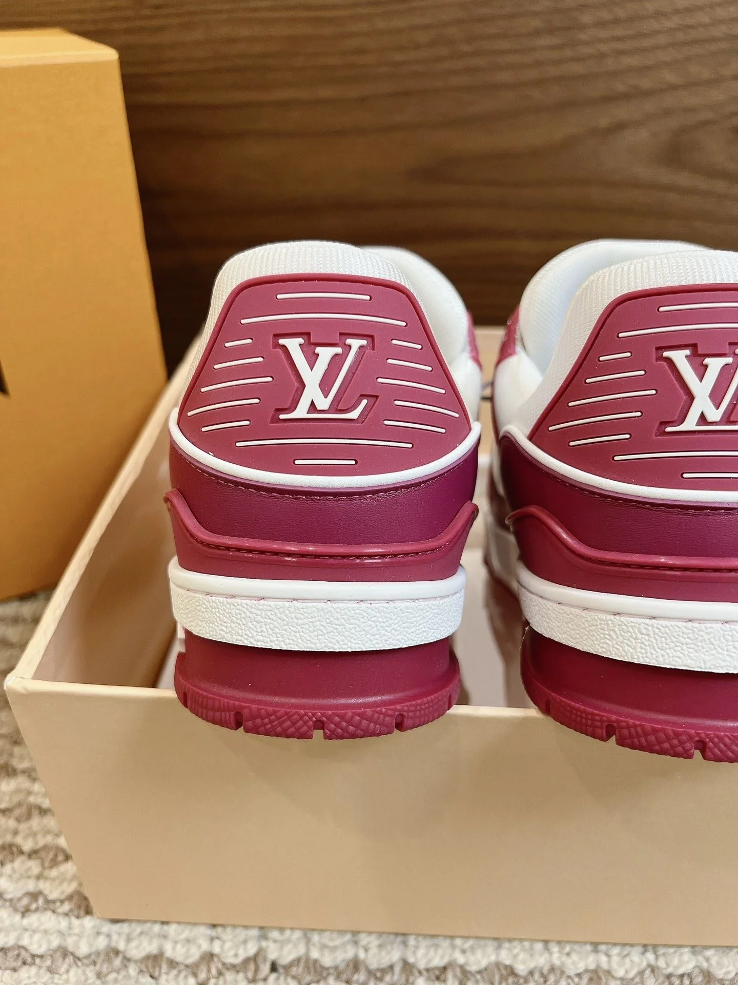 Louis Vuitton Trainer Sneaker Comfortable 31424