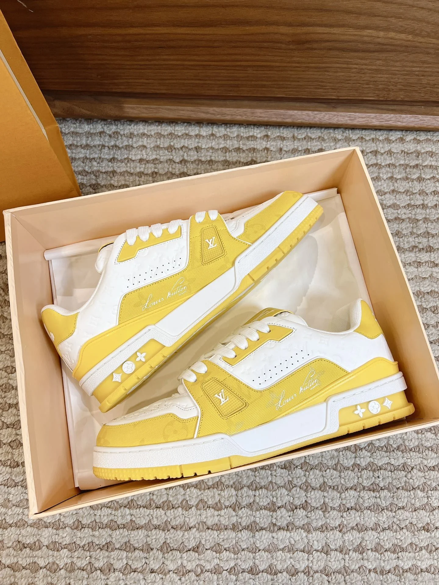 Louis Vuitton Trainer Sneaker ZipUp 31432