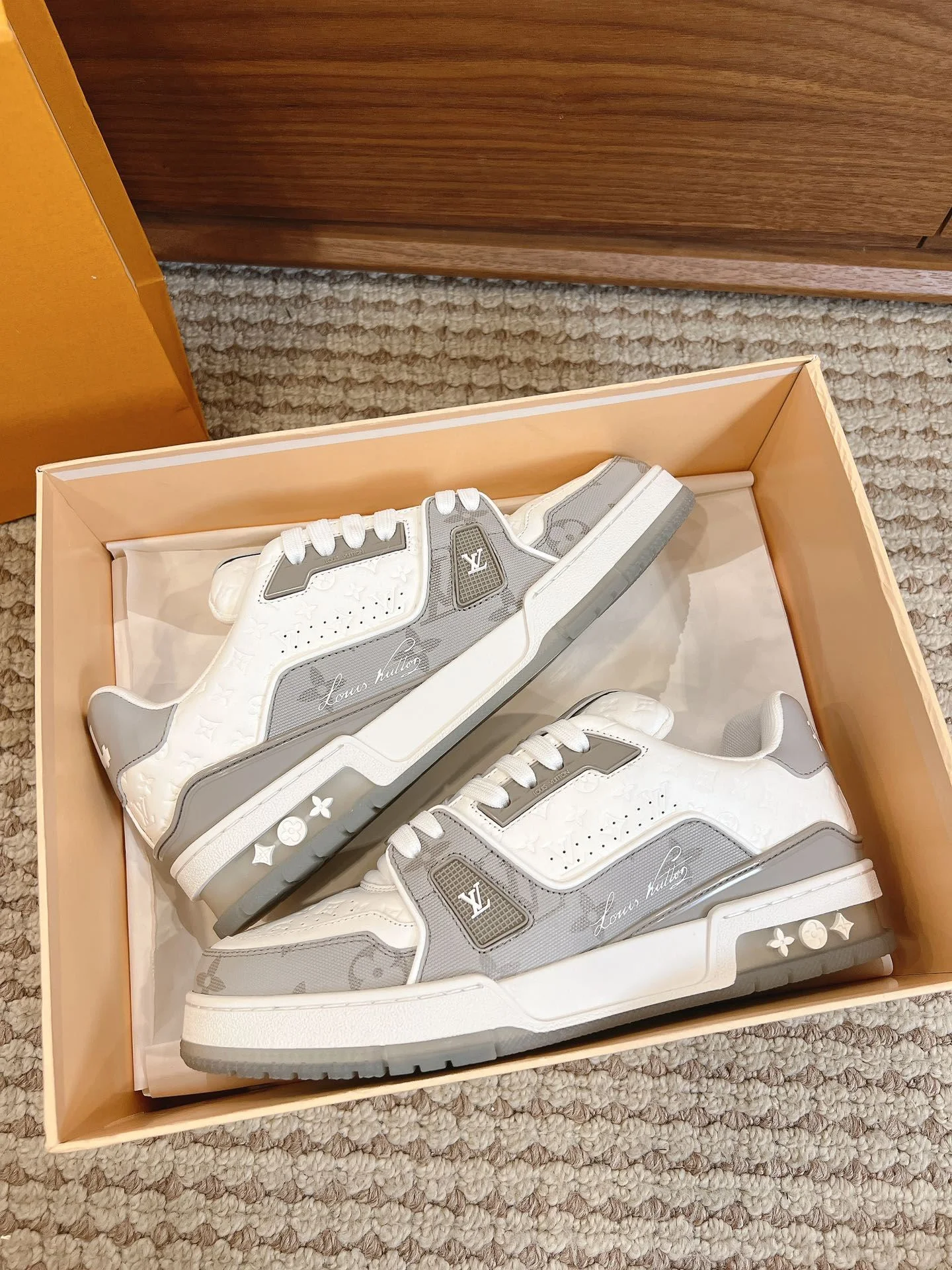 Durable Louis Vuitton Trainer Sneaker 31415