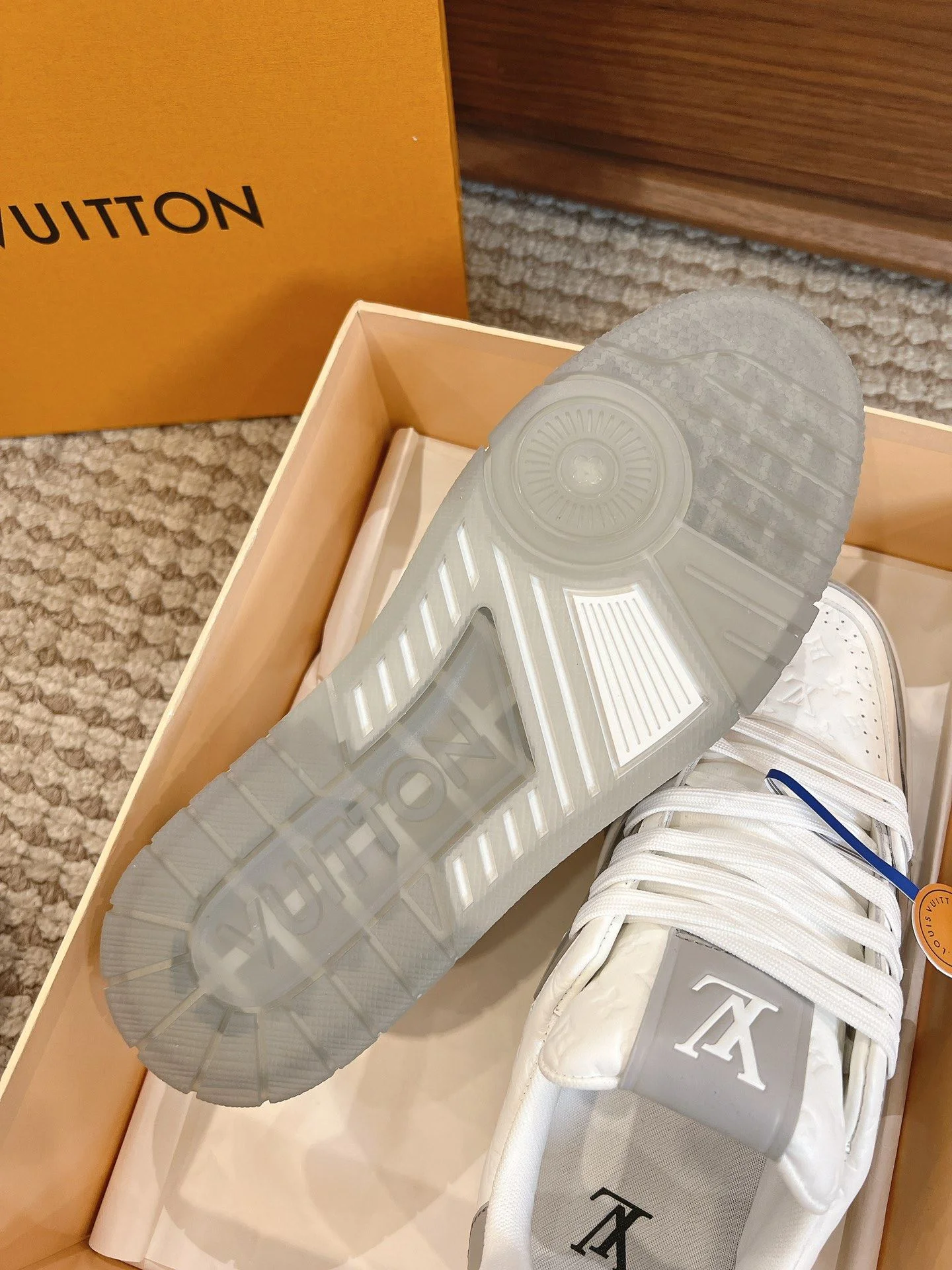 Durable Louis Vuitton Trainer Sneaker 31415