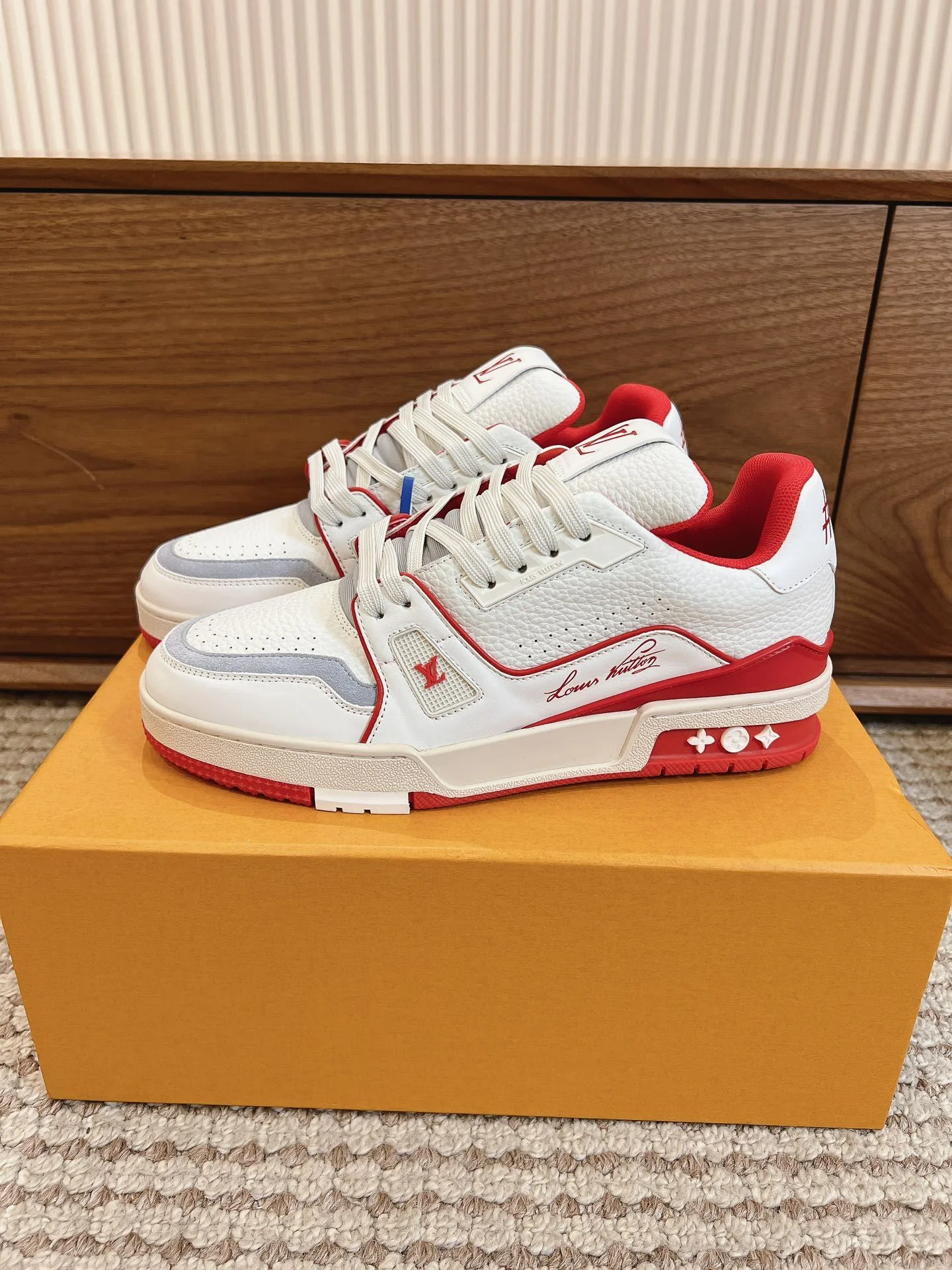 Seasonal Louis Vuitton Trainer Sneaker 31429